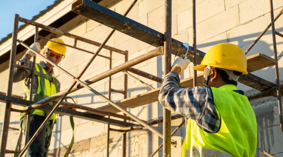 Professional fairlawn roofing services in East Leroy, MI